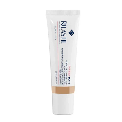 RILASTIL FONDOTINTA CORRETTIVO MATT 01 30 ML - Farmaspeed