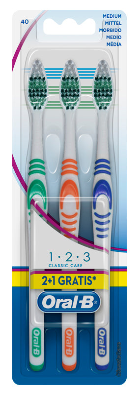 ORALB 123 CLASSIC CARE MANUAL TOOTHBRUSH 3 PIECES